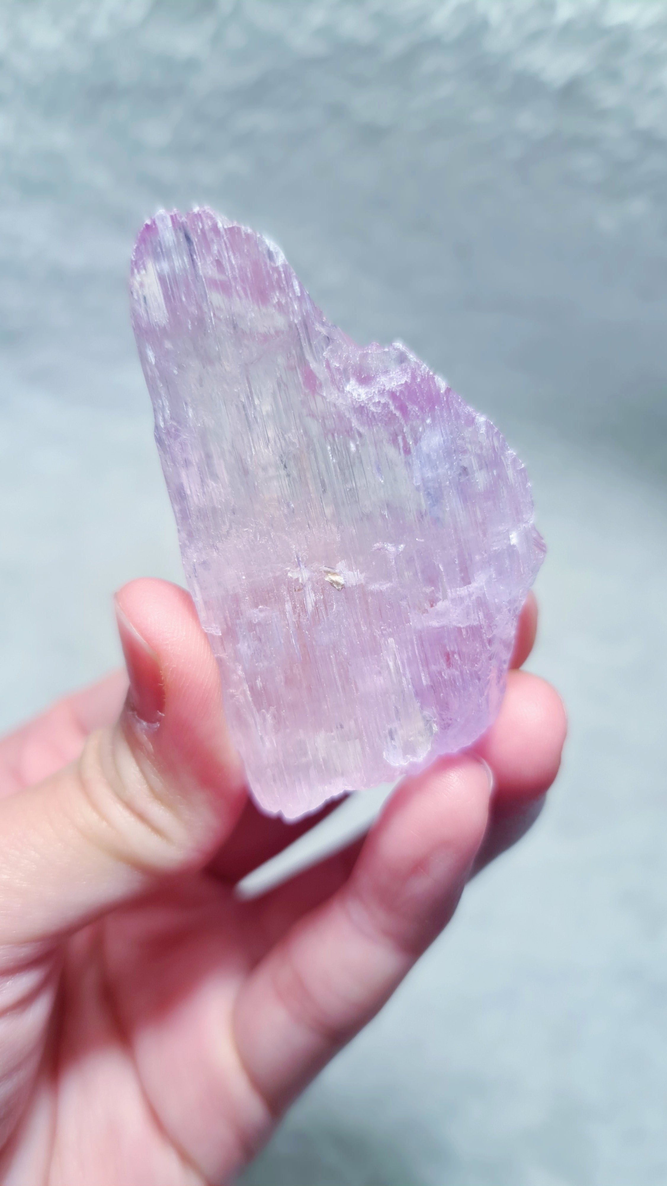 Collector's piece! Terminated Facet/GEM Grade Lilac Kunzite
